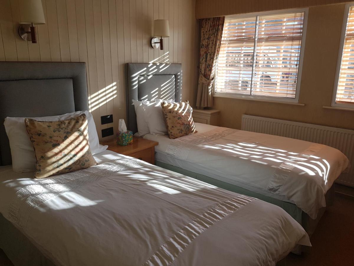 Bed and Breakfast Red Cow Nantwich Крю Екстер'єр фото